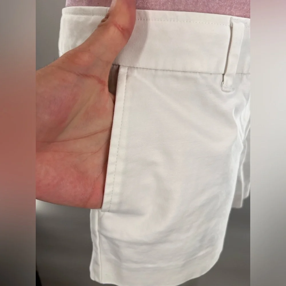 EUC Boden White Chino Shorts - Picture 5 of 10